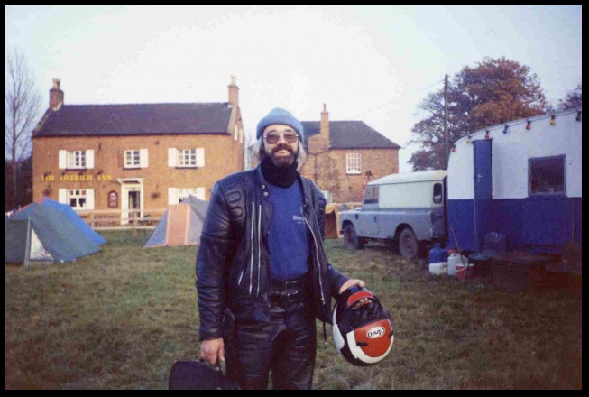 640x426 pixels (98K)